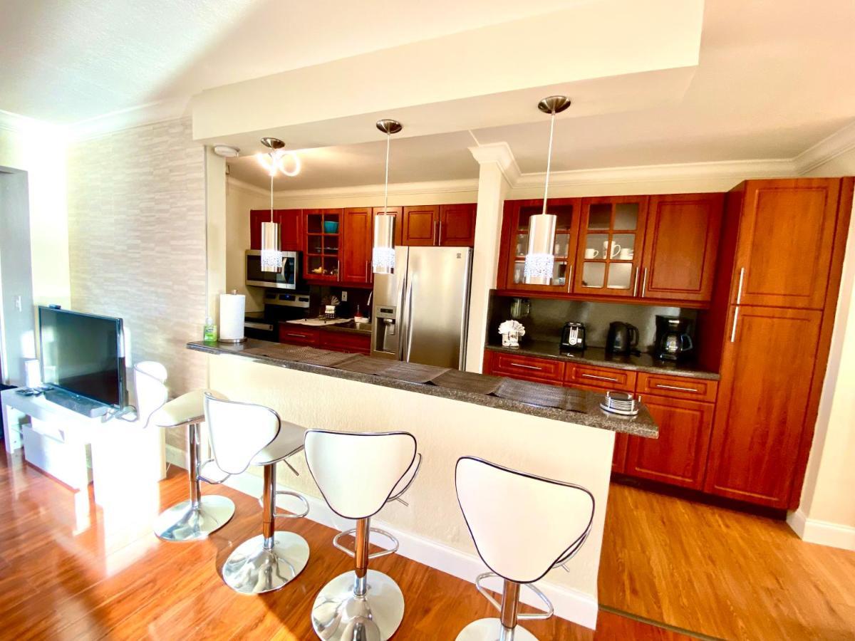 Deluxe Waterfront One Bedroom Apartment With Miami Skyline View, Free Parking 5 Mins Drive To Miami Beach Exterior foto